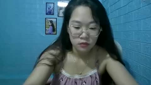 Snapshot of eyewet chatting on 06-03-26, 12:35 Eye online show from 06-03-26, 12:35