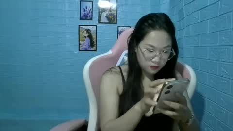 Snapshot of eyewet chatting on 06-12-26, 01:15 Eye online show from 06-12-26, 01:15