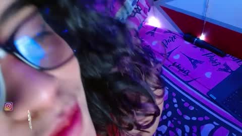 Nadia online show from 12-20-24, 10:32