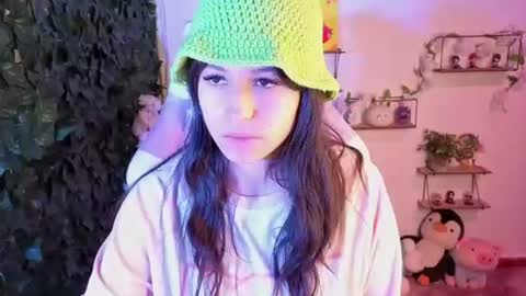 eymmy_24 online show from 06-20-26, 01:41