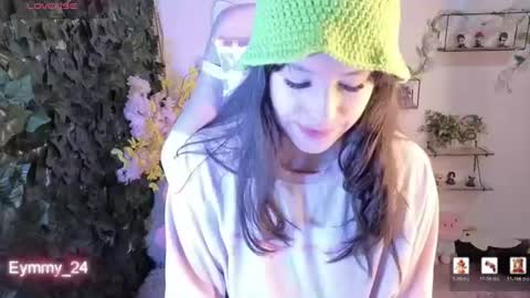 eymmy_24 online show from 07-16-26, 01:44