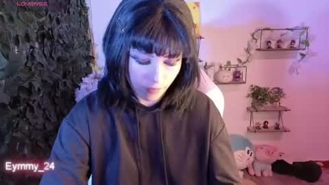 eymmy_24 online show from 07-24-26, 01:47