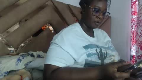 eyshaexotii online show from 05-18-26, 02:01