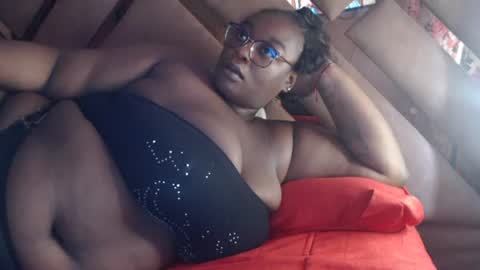 eyshaexotii online show from 06-17-26, 05:47
