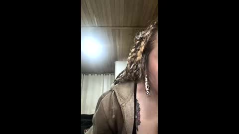 Aimee online show from 03-19-26, 03:32