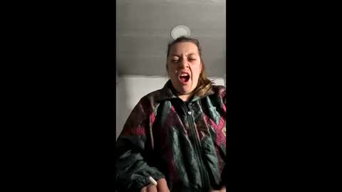 Aimee online show from 06-08-26, 01:39