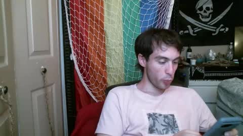 Ezra Naamah online show from 09-19-25, 10:43