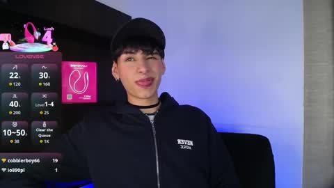 Snapshot of ezra_storm chatting on 09-12-25, 06:46 Juan online show from 09-12-25, 06:46