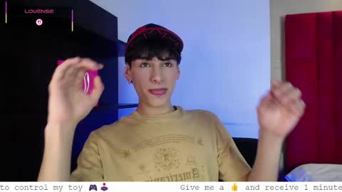 Snapshot of ezra_storm chatting on 09-25-25, 05:44 Juan online show from 09-25-25, 05:44