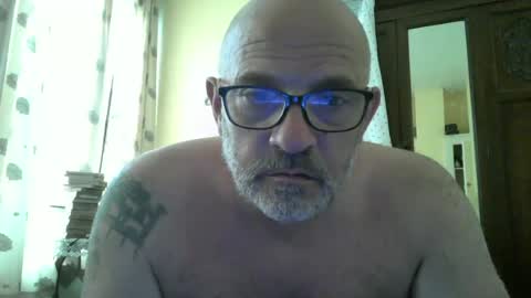 Snapshot of f1zzeek chatting on 07-01-26, 03:23 f1zzeek online show from 07-01-26, 03:23
