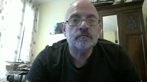 Snapshot of f1zzeek chatting on 07-19-26, 04:54 f1zzeek online show from 07-19-26, 04:54