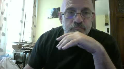 Snapshot of f1zzeek chatting on 07-20-26, 12:51 f1zzeek online show from 07-20-26, 12:51