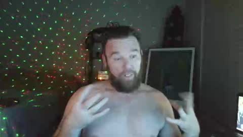 Snapshot of f33l_good chatting on 02-17-26, 03:47 F33l Good online show from 02-17-26, 03:47