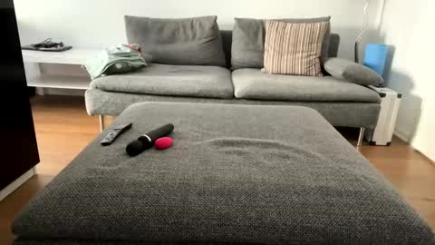 Call me bitch online show from 03-08-25, 12:09