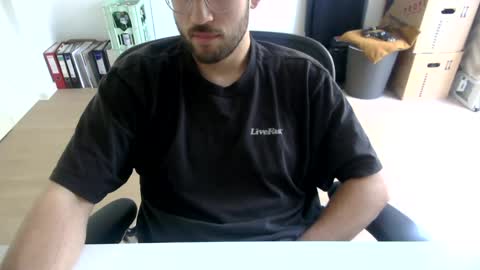 Call me bitch online show from 08-01-26, 09:52