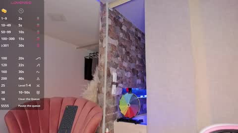 Thianna online show from 12-04-24, 07:01