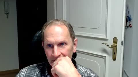 Fabian online show from 06-19-26, 07:17