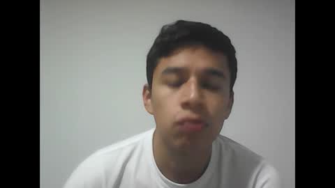 R online show from 09-25-25, 03:43