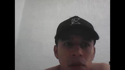 Snapshot of fabiar11 chatting on 04-28-26, 06:24 R online show from 04-28-26, 06:24