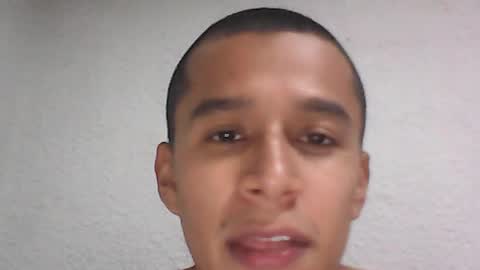 Snapshot of fabiar11 chatting on 07-02-26, 02:55 R online show from 07-02-26, 02:55