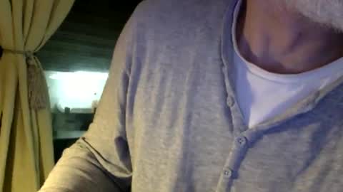 Snapshot of fabro45 chatting on 02-04-25, 07:33 Fabro online show from 02-04-25, 07:33