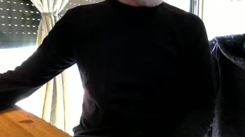 Snapshot of fabro45 chatting on 03-10-25, 09:53 Fabro online show from 03-10-25, 09:53