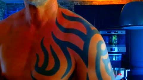 Snapshot of fabxxxl chatting on 05-24-26, 02:11 fabxxxl online show from 05-24-26, 02:11