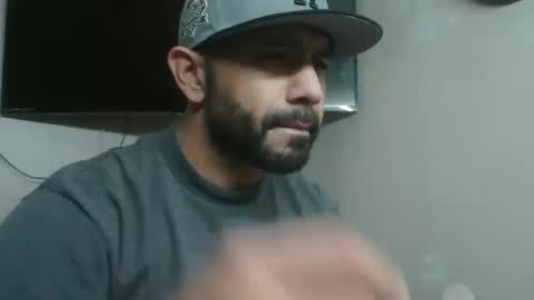 Snapshot of faded805 chatting on 12-08-24, 05:18 Mark online show from 12-08-24, 05:18