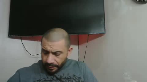 Snapshot of faded805 chatting on 12-10-24, 11:00 Mark online show from 12-10-24, 11:00