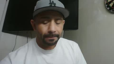 Snapshot of faded805 chatting on 02-01-25, 10:05 Mark online show from 02-01-25, 10:05