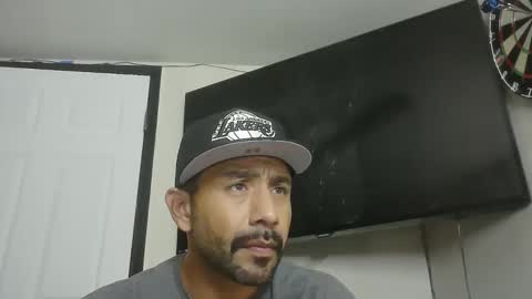 Snapshot of faded805 chatting on 11-08-25, 10:26 Mark online show from 11-08-25, 10:26