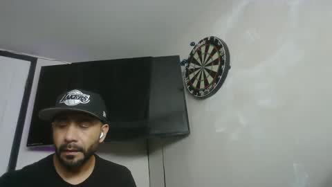 Snapshot of faded805 chatting on 11-30-25, 08:18 Mark online show from 11-30-25, 08:18