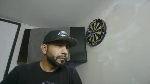 Snapshot of faded805 chatting on 12-05-25, 09:29 Mark online show from 12-05-25, 09:29