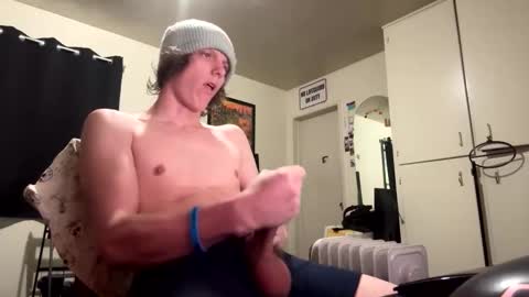 Snapshot of fadedboy4u chatting on 12-17-25, 06:14 fadedboy4u online show from 12-17-25, 06:14