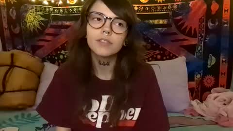 Snapshot of faerienugs chatting on 03-12-26, 02:39 Faerie 3 online show from 03-12-26, 02:39