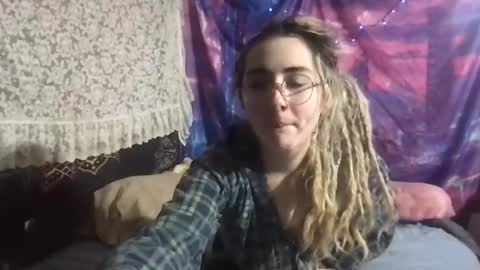 Fae online show from 01-06-25, 06:58