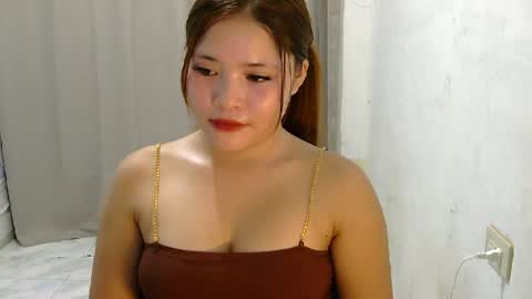 Snapshot of fahara_lea chatting on 07-08-26, 12:15 fahara_lea online show from 07-08-26, 12:15