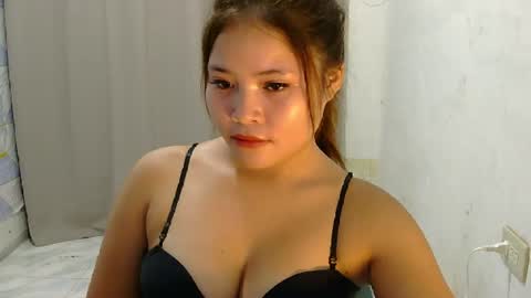 Snapshot of fahara_lea chatting on 07-18-26, 12:26 fahara_lea online show from 07-18-26, 12:26