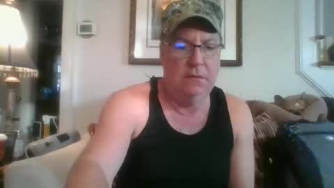 Snapshot of fairmount31 chatting on 02-23-25, 12:27 fairmount31 online show from 02-23-25, 12:27