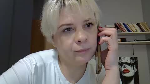 fairy_butterfly online show from 01-13-26, 09:47