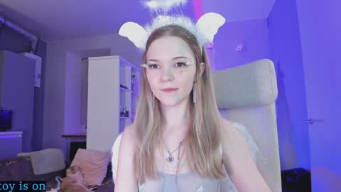 fairy_casey online show from 12-21-24, 03:36