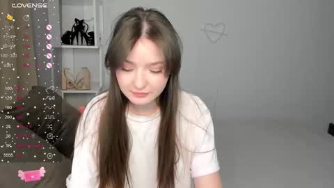 Kate online show from 10-08-25, 01:25