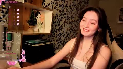 Snapshot of fairy_m00n_ chatting on 02-05-26, 12:04 Fairy m00n online show from 02-05-26, 12:04