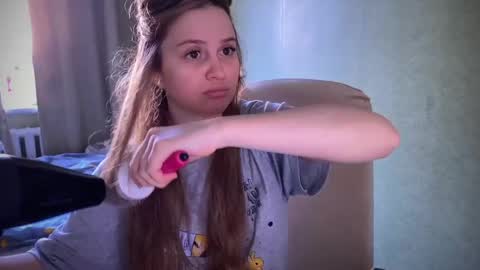 Snapshot of fairyilona chatting on 02-21-25, 08:40 Ilona online show from 02-21-25, 08:40