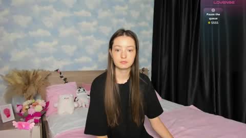 fairyylinaa online show from 07-22-26, 02:58