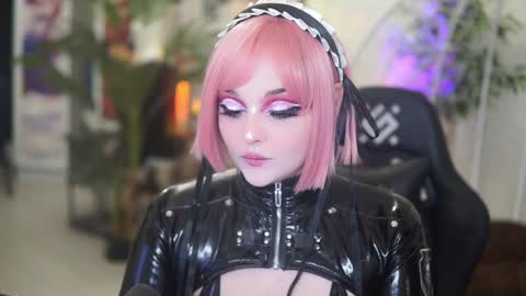 Snapshot of faith_chan chatting on 12-10-24, 01:00 faith_chan online show from 12-10-24, 01:00