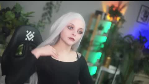 faith_chan online show from 12-19-25, 04:19