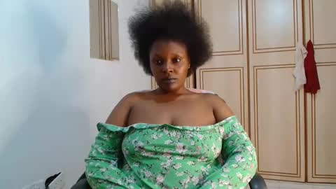 raysa4421 online show from 05-08-26, 08:03