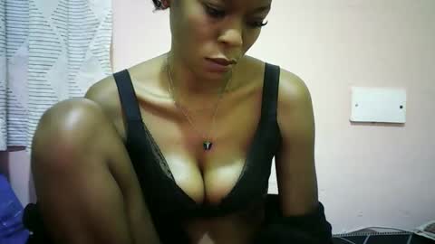 faizah_ online show from 05-01-26, 02:32