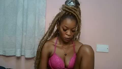 faizah_ online show from 05-16-26, 01:02